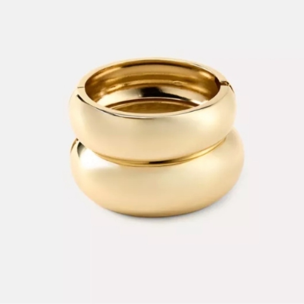 ZARA TWO-PACK OF GOLD TONE METAL BANGLE BRACELETS